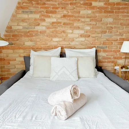 A 5 Minutes De La - Apartment *